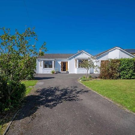 The Moorings- Near The Sea Villa Tramore Buitenkant foto